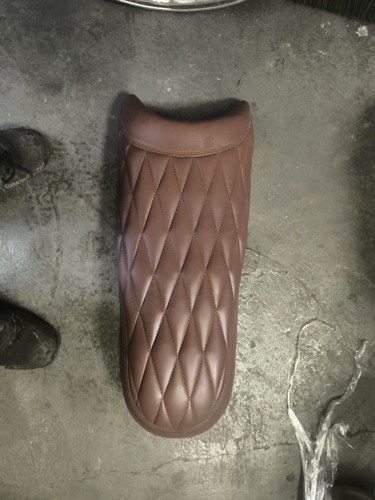 Sella per moto universale