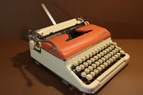 Macchina scrivere torpedo - macchina,