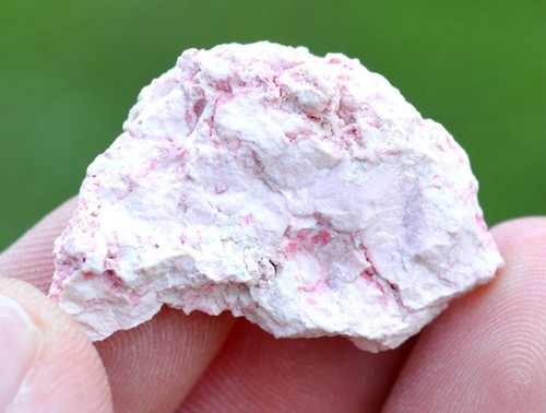 Sepiolite opale rosa var - sepiolite,
