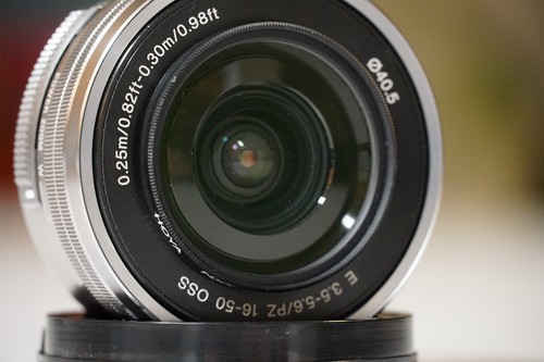 Sony 50mm selp1650 con - sony,
