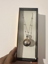 Collana chiama angeli