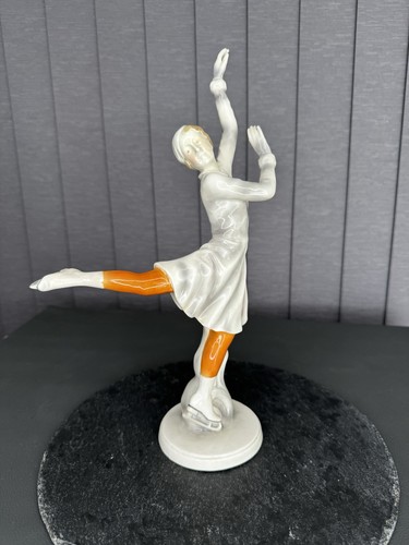 Statuina pattinatore - , su