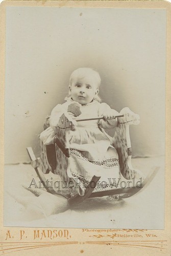 Carino bambino cavallo a - bambino, su