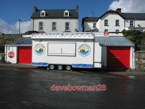 Photo portable catering van - photo,