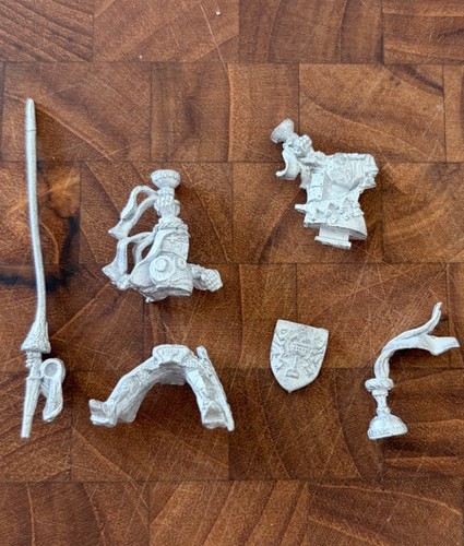 Warhammer bretonnian grail - warhammer,