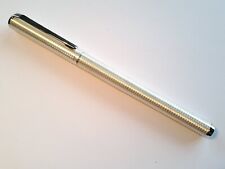 Penna in argento 925 disegno a quadretti, finiture metallo cromato