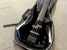 Basso elettrico Ibanez SR600