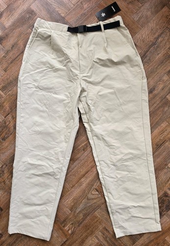 Pantaloni elasticizzati conici