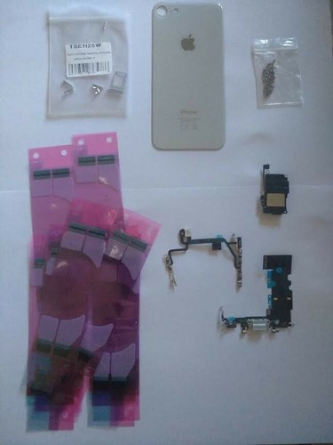 Ricambi per iphone8 bianco