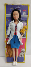 BARBIE VETERINARIA  ASIATICA