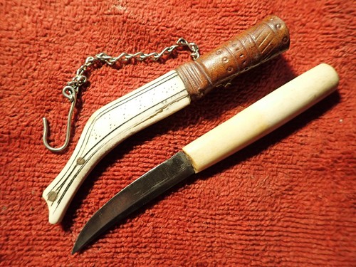 Piccolo coltello vintage fatto - vintage,