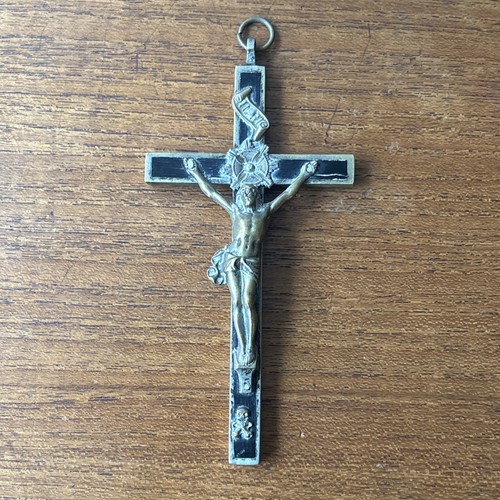Vintage nun crucifix jesus - nun, on