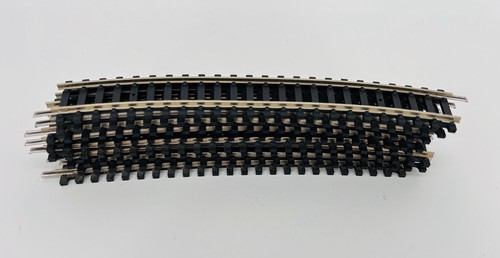 R608 hornby 3rd radius half - r608,