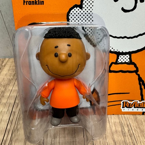 Peanuts franklin action - peanuts,