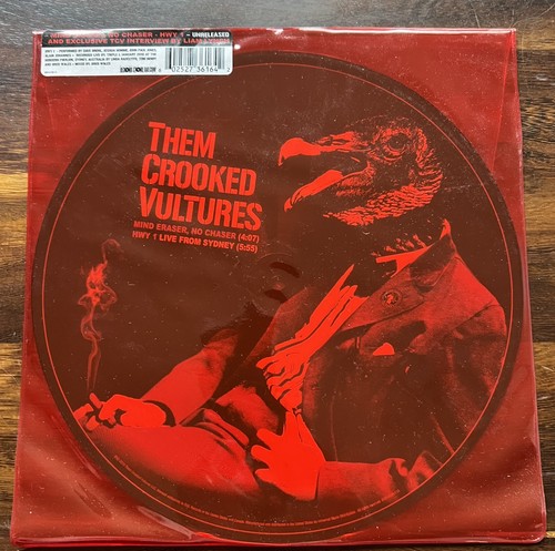 Them crooked vultures - them, picture