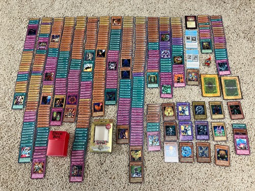 500 cards blue - 500+, blue-eyes