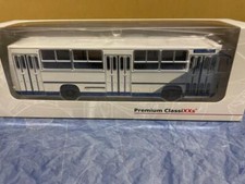 Premium ClassiXXs 1:43 Ikarus 260 ViP Potsdam (beige/verde scuro) 47154
