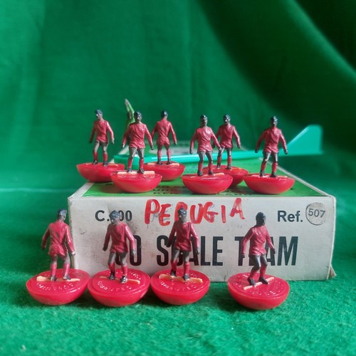 Mint subbuteo team - subbuteo, hw