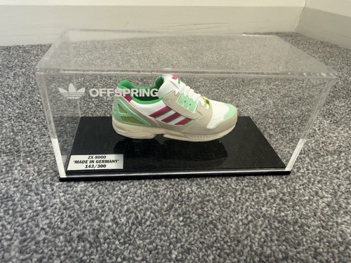 Figurina adidas 8000 made - zx,