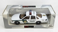 1:18 UT Models 1996 Chevrolet