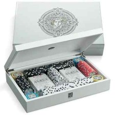 JUEGO ALBUS MEDUSA contenente 2 mazzi di carte da poker e 202 fiches