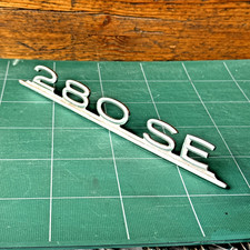 Mercedes 280SE scritta W108