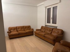 N. 1 Divani  3 posti FRAU