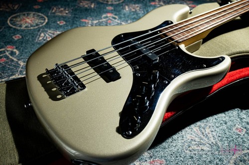 Fender american deluxe jazz - american,