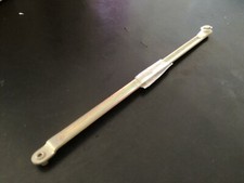 Tailgate bonnet puller - Rear