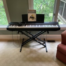 Yamaha P125B Digital Piano -