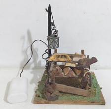 I117508 Presepe Diorama elettrico - Banco macellaio con lampione