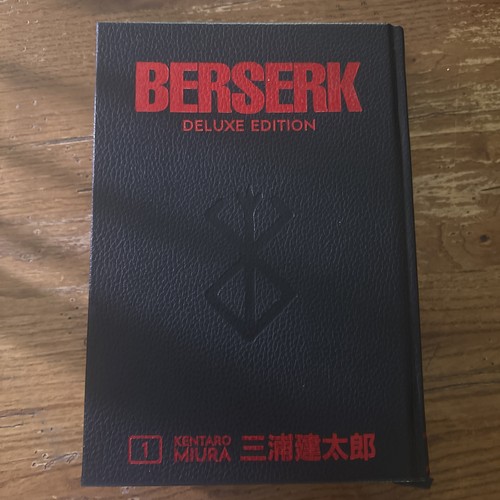 Berserk deluxe volume manga - berserk,