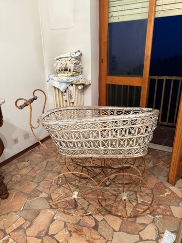 Antica carrozzina per - , neonati
