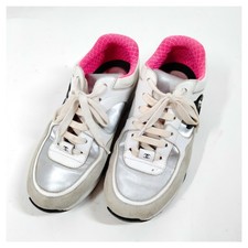 NO TARIFFA Chanel Sneakers