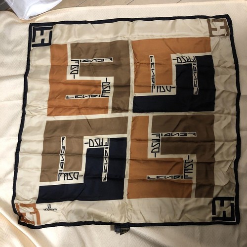 Sciarpa fendi 66 - 68, cm