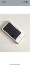 Apple iPod nano 7. Generazione 7G (16 GB) oro in buone condizioni con cuffie