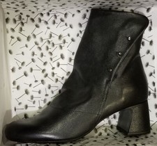 NEW Lilimill Leather Boots