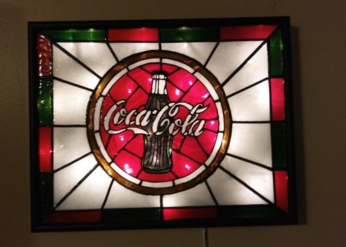 Insegna ispirata alla - , coca