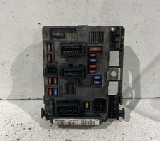 CENTRALINA PORTA FUSIBILI PER