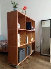 libreria legno su ruote, resistente e smontabile - 149x139x34 cm