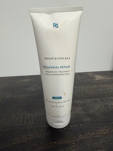 Nuovo sigillato skinceuticals - nuovo,