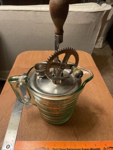 Antico miscelatore verde