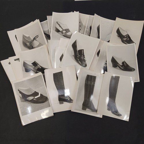 Lotto foto scarpe e - di,