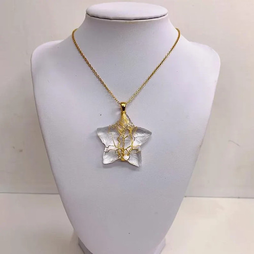 Collana con ciondolo stella