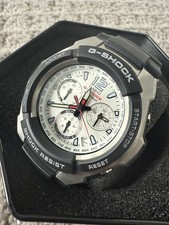 Rare  NIB G-Shock G-1000 7A