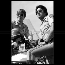 Photo F.031656 LARRY WILCOX &