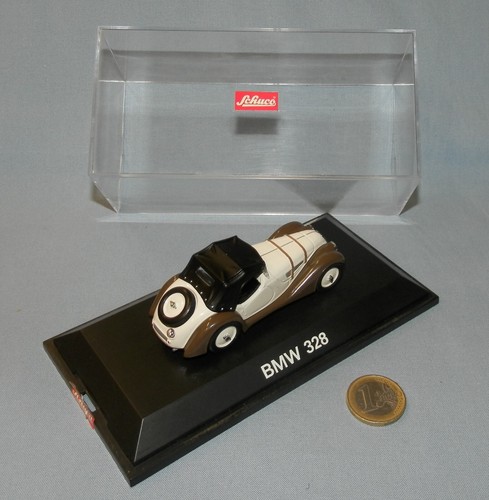 Schuco réf 2422 bmw - 1/43,