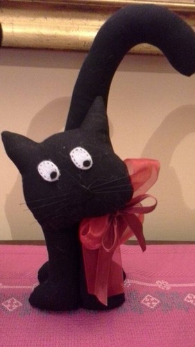 Gatto fermaporta realizzato - , a