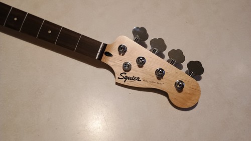 Open box fender squier - box,