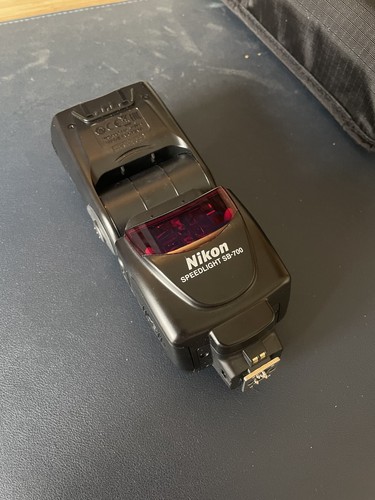 Nikon speedlight 700 flash - nikon,